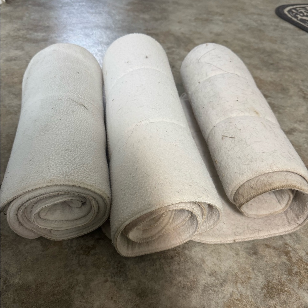 3 pairs of no bows pillow bandages wraps horse equestrian